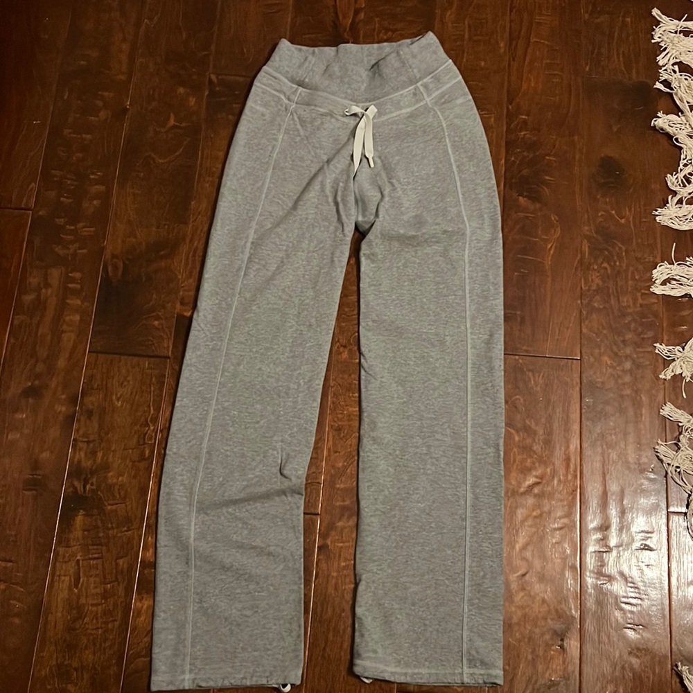 Grey Lululemon sweat pants flare